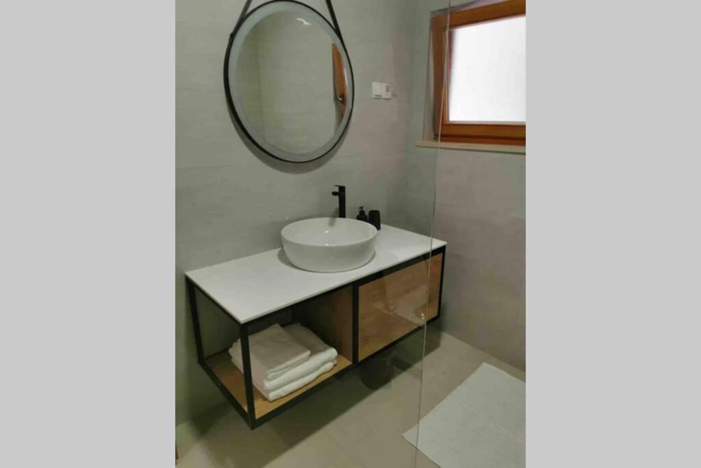 Deluxe Apartman “ Koromacna” Kneza Kültér fotó